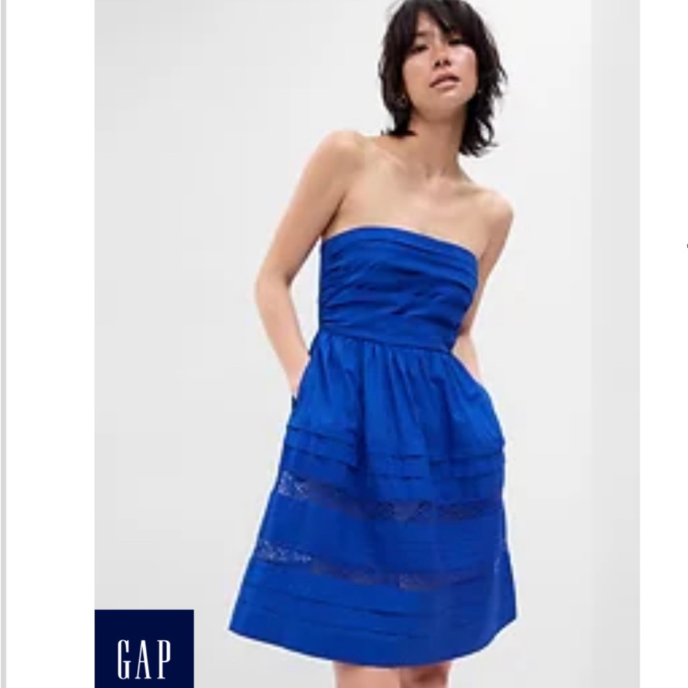 NWT Convertible Strapless Lace Mini Dress